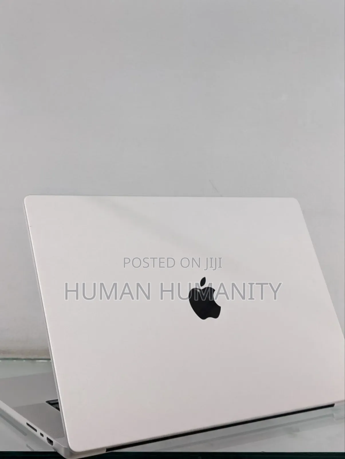 New Laptop Apple MacBook Pro 2021 M1 16GB Apple M1 Pro SSD 512GB