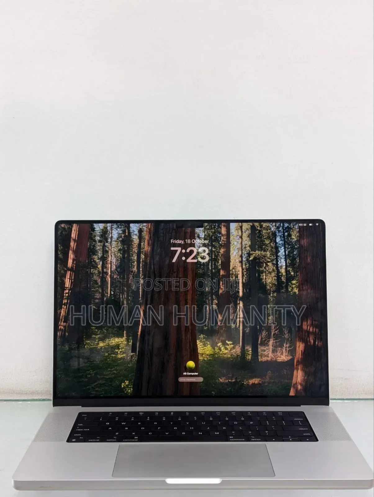 New Laptop Apple MacBook Pro 2021 M1 16GB Apple M1 Pro SSD 512GB