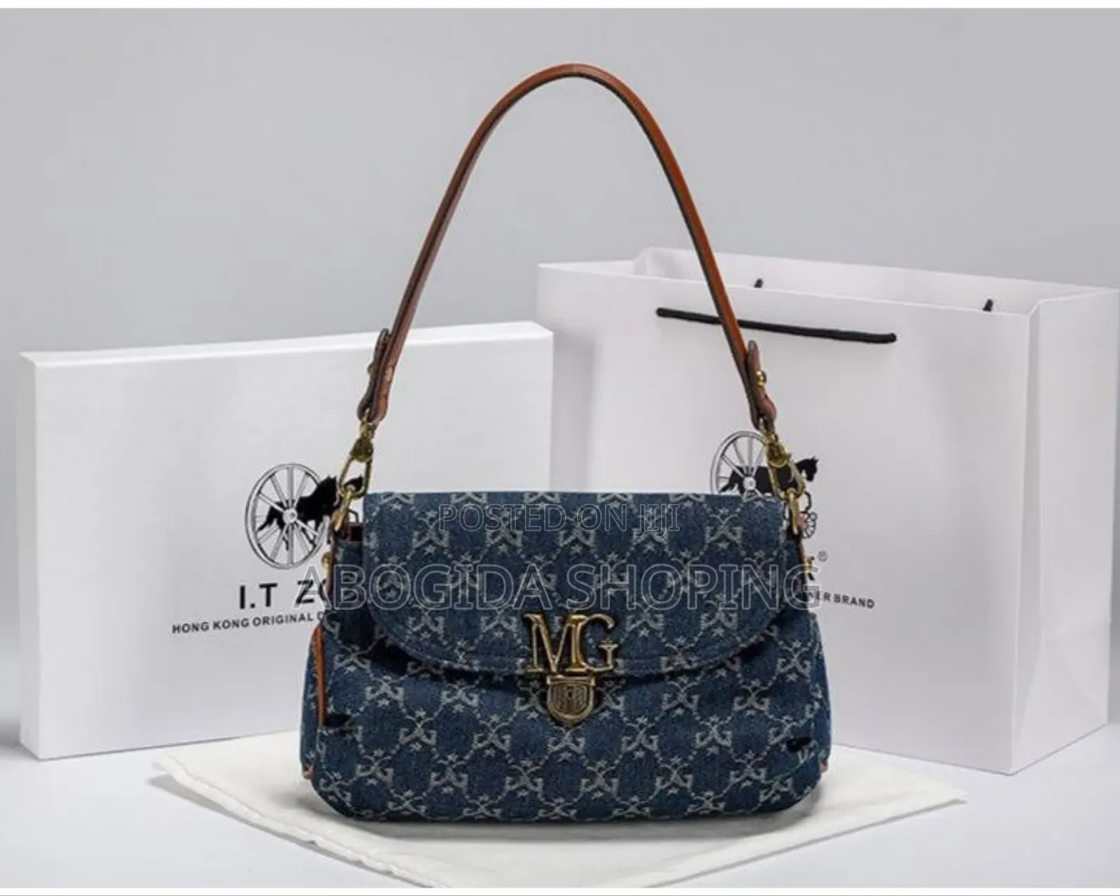 Luxury Handbag That Turns Heads Everywhere