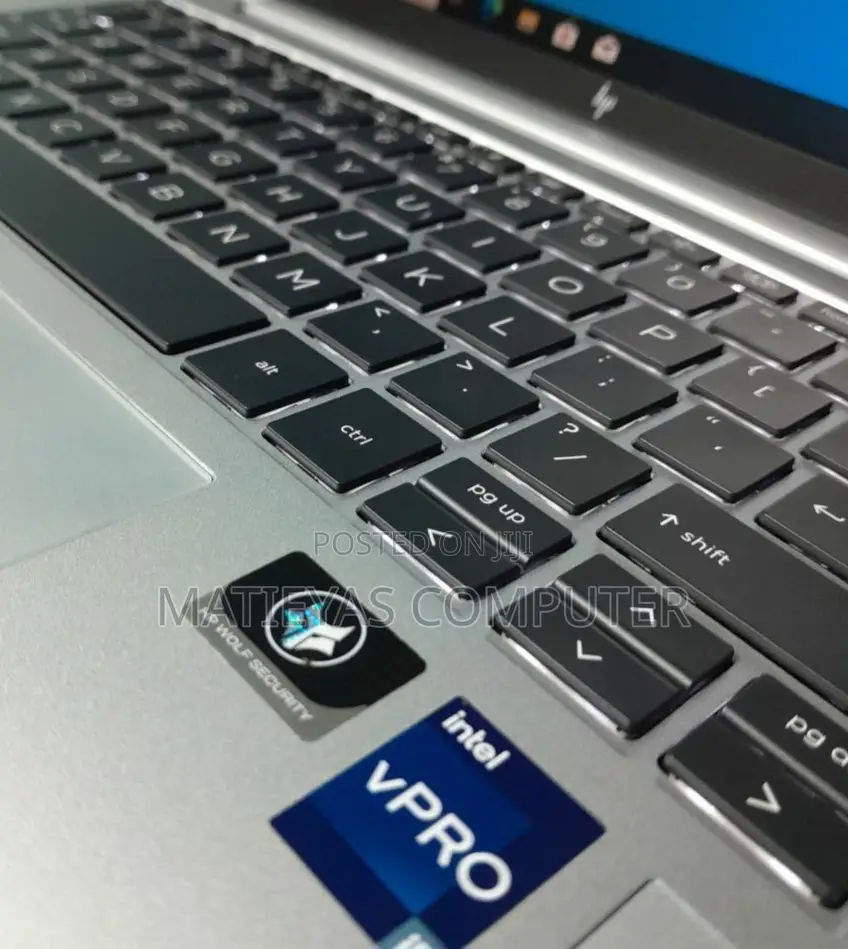 New Laptop HP EliteBook 840 G9 16GB Intel Core I5 SSD 512GB