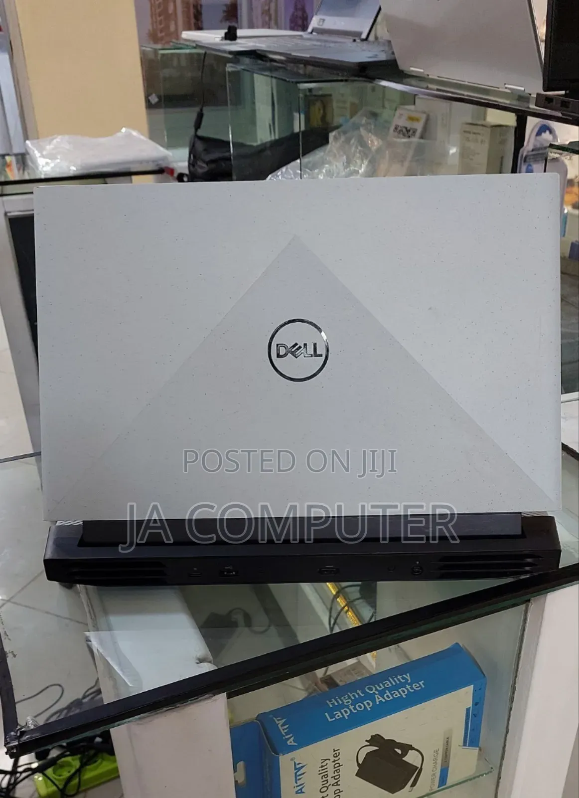 New Laptop Dell G15 5535 16GB AMD Ryzen 7 SSD 512GB