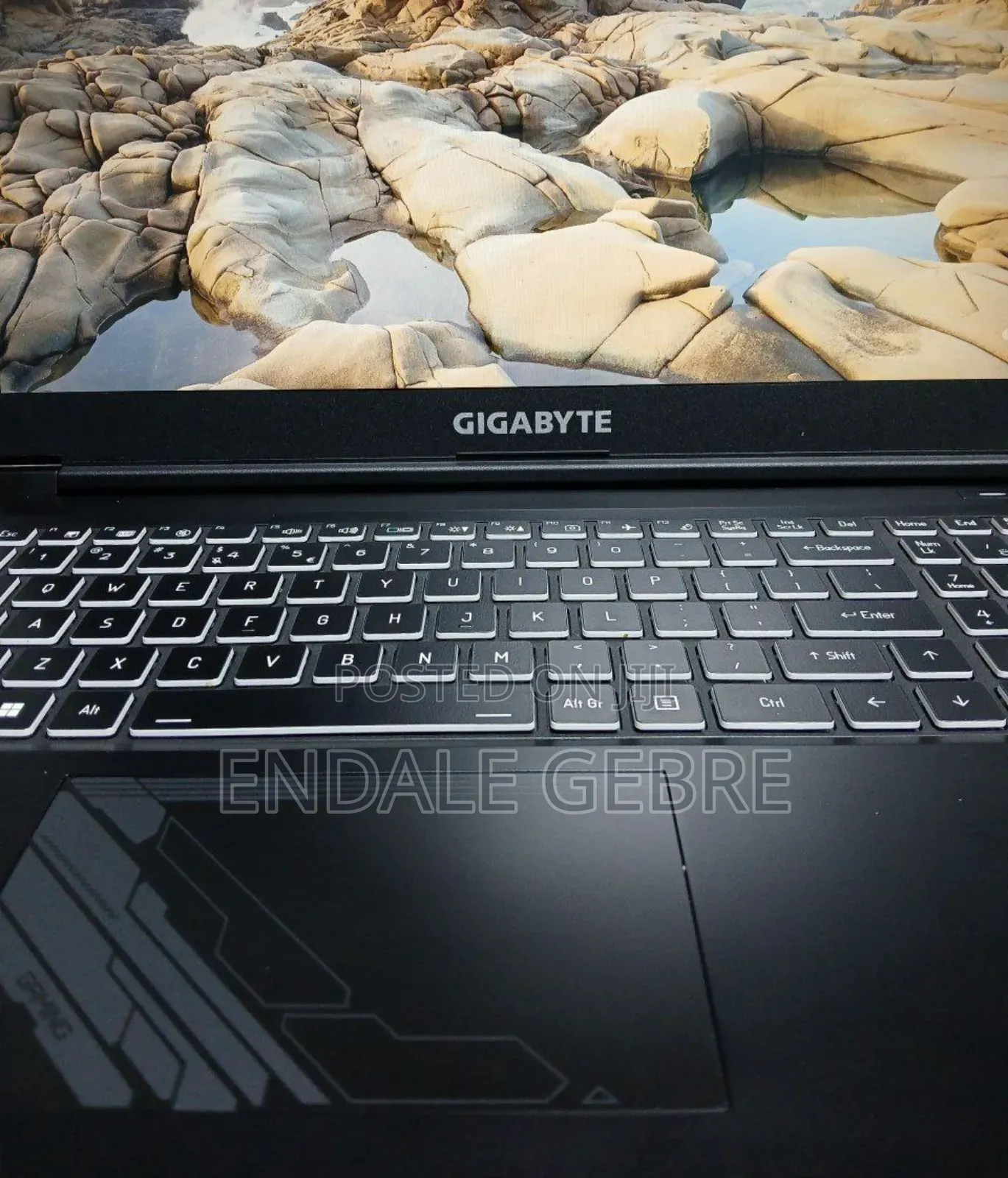 New Laptop Gigabyte AERO 15 16GB Intel Core I7 SSD 1T