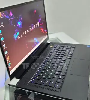 New Laptop Alienware M17x R2 32GB Intel Core I7 SSD 1T