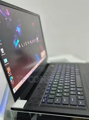 Photo - New Laptop Alienware M17x R2 32GB Intel Core I7 SSD 1T