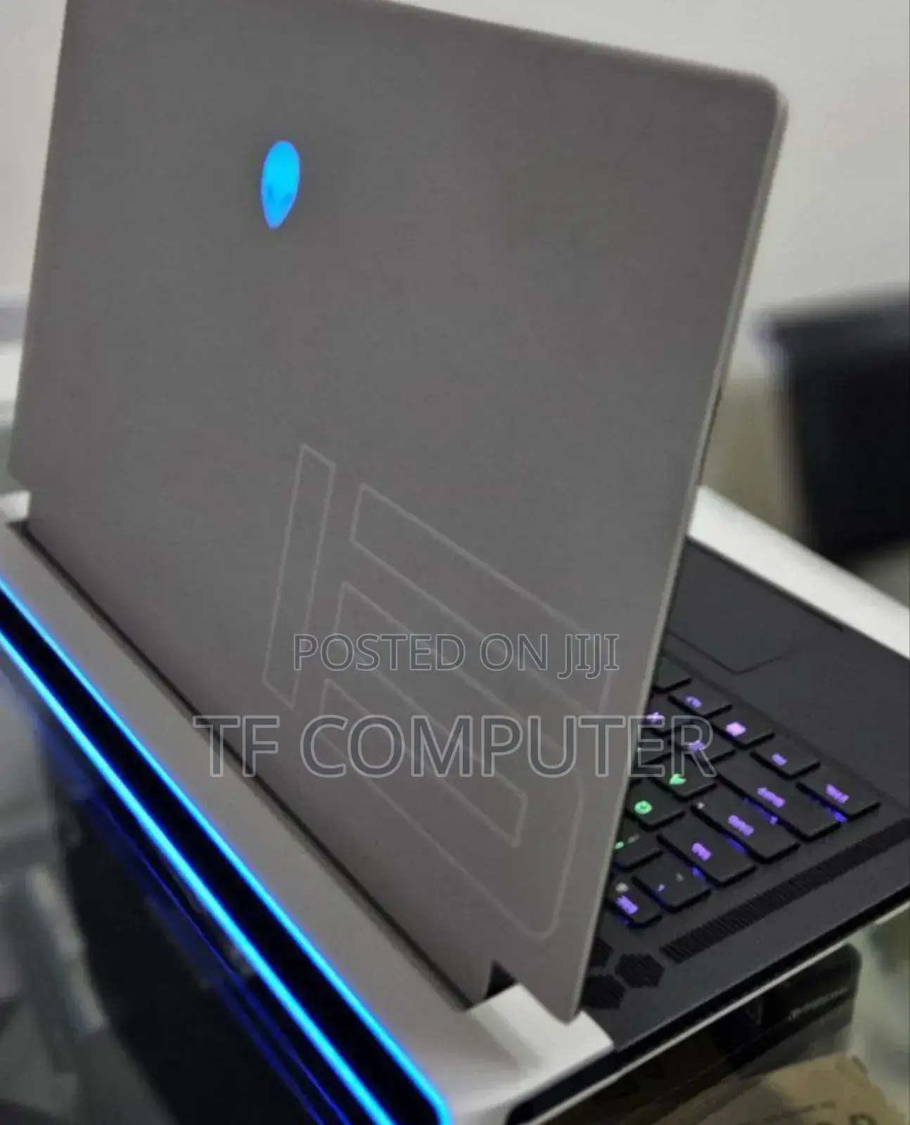 New Laptop Alienware M17x R2 32GB Intel Core I7 SSD 1T