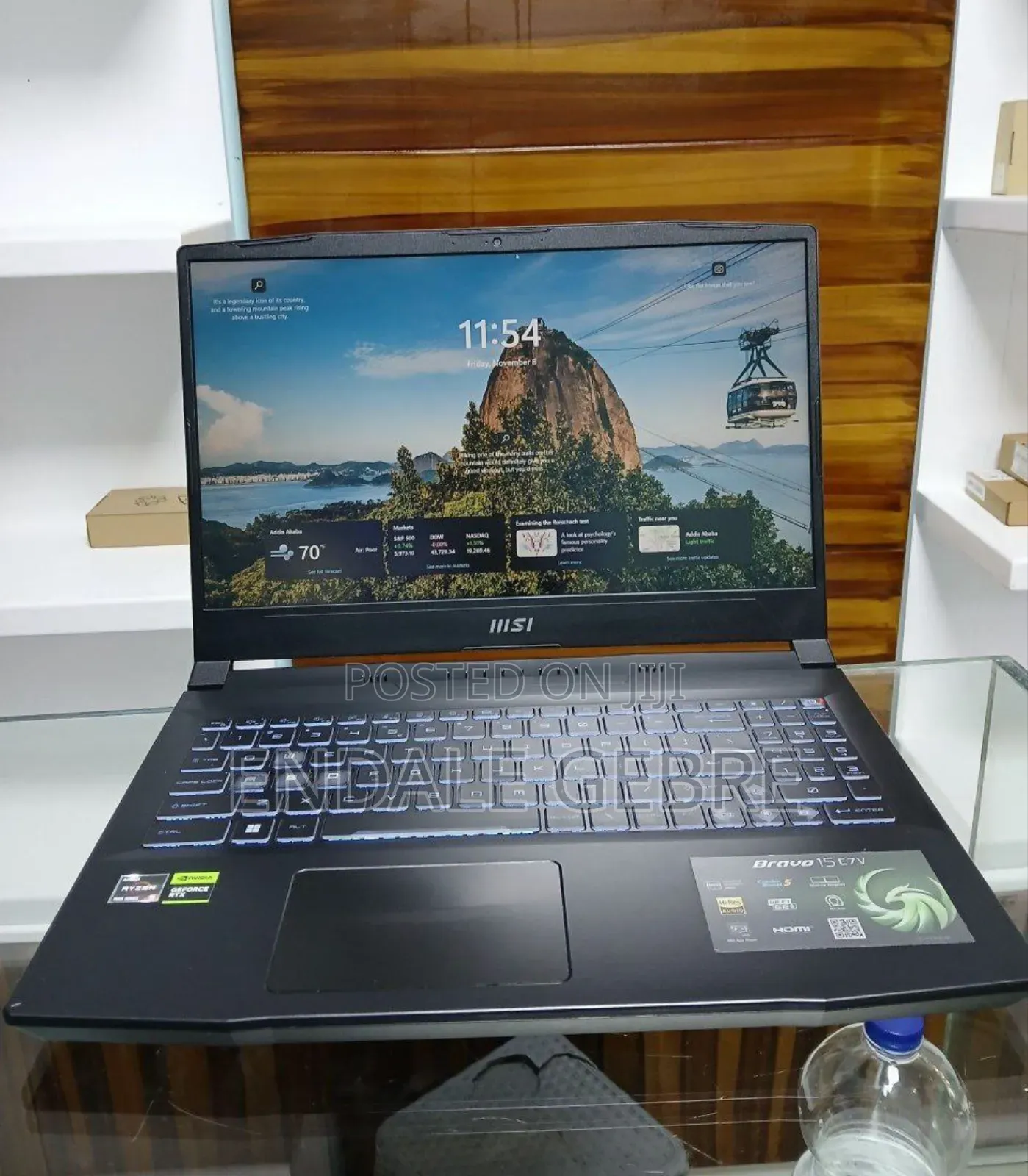 New Laptop MSI Katana 15 16GB AMD Ryzen 5 SSD 1T