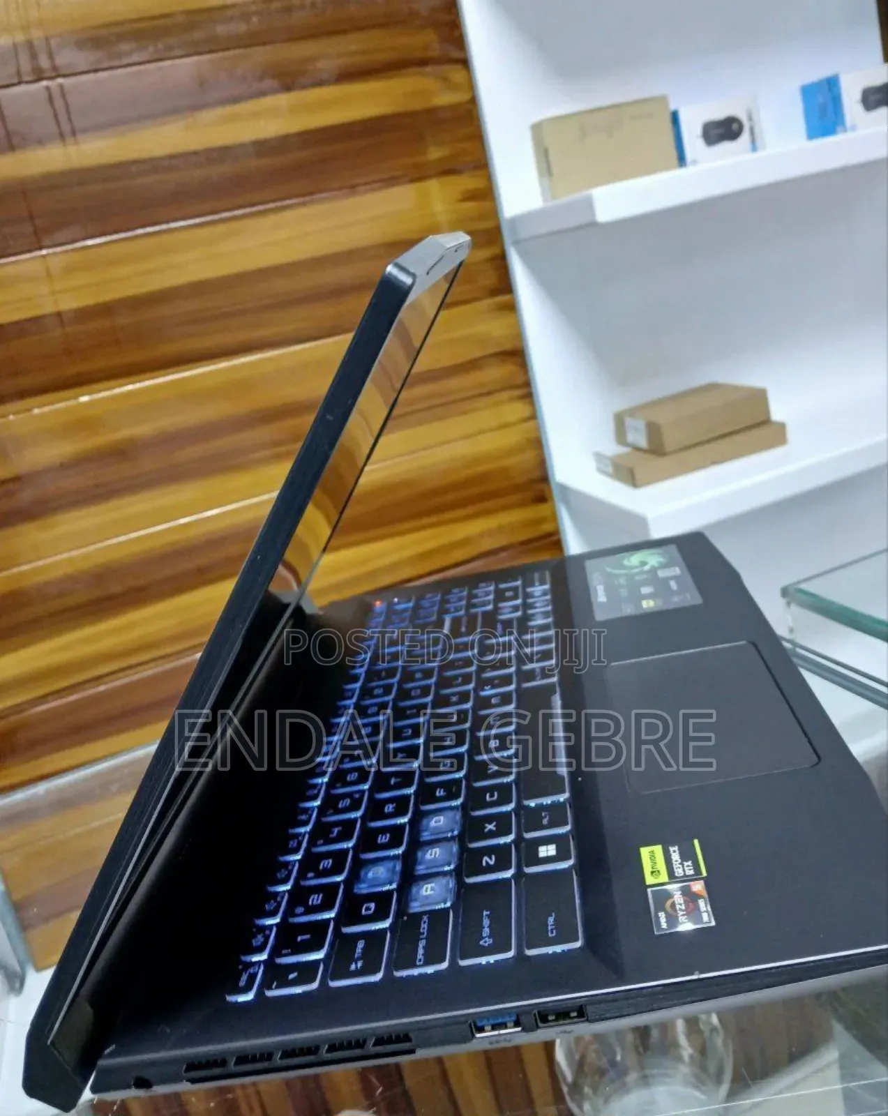 New Laptop MSI Katana 15 16GB AMD Ryzen 5 SSD 1T