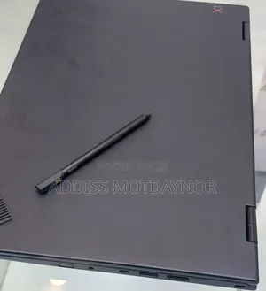 Photo - New Laptop Lenovo ThinkPad Yoga 16GB Intel Core I5 SSD 512GB