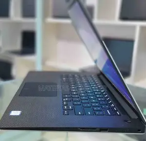 New Laptop Dell Precision 15 5510 16GB Intel Core I7 SSD 512GB