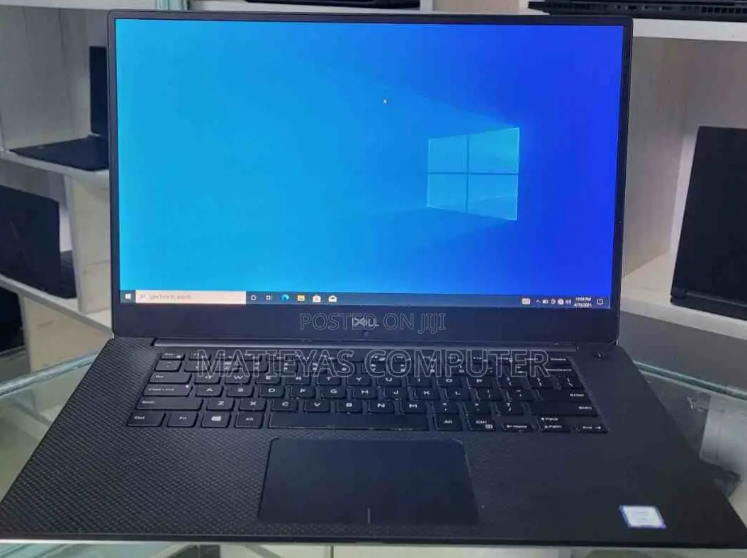 New Laptop Dell Precision 15 5510 16GB Intel Core I7 SSD 512GB