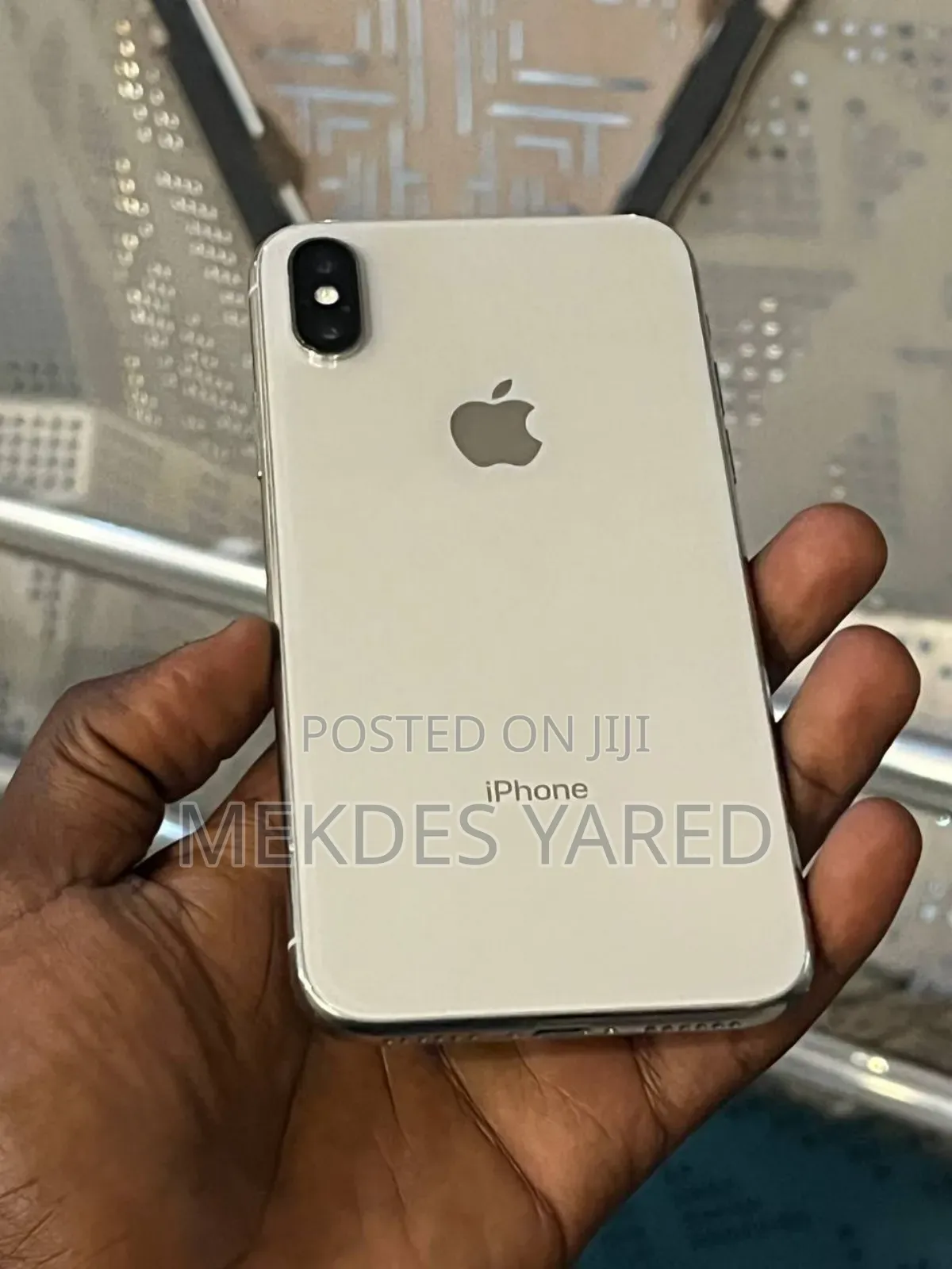 New Apple iPhone X 64 GB White