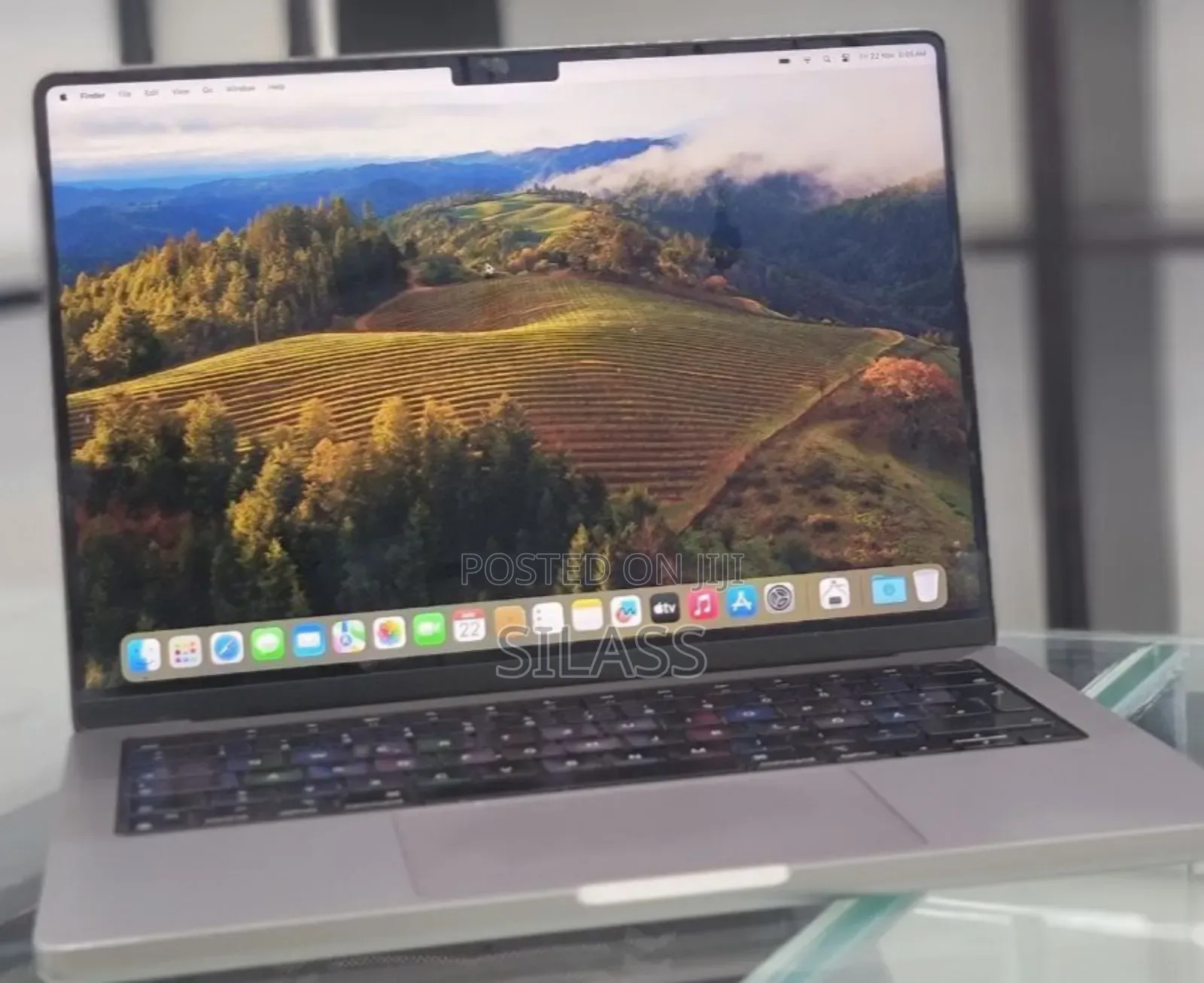 New Laptop Apple MacBook Pro M1 16GB Apple M1 Pro SSD 512GB