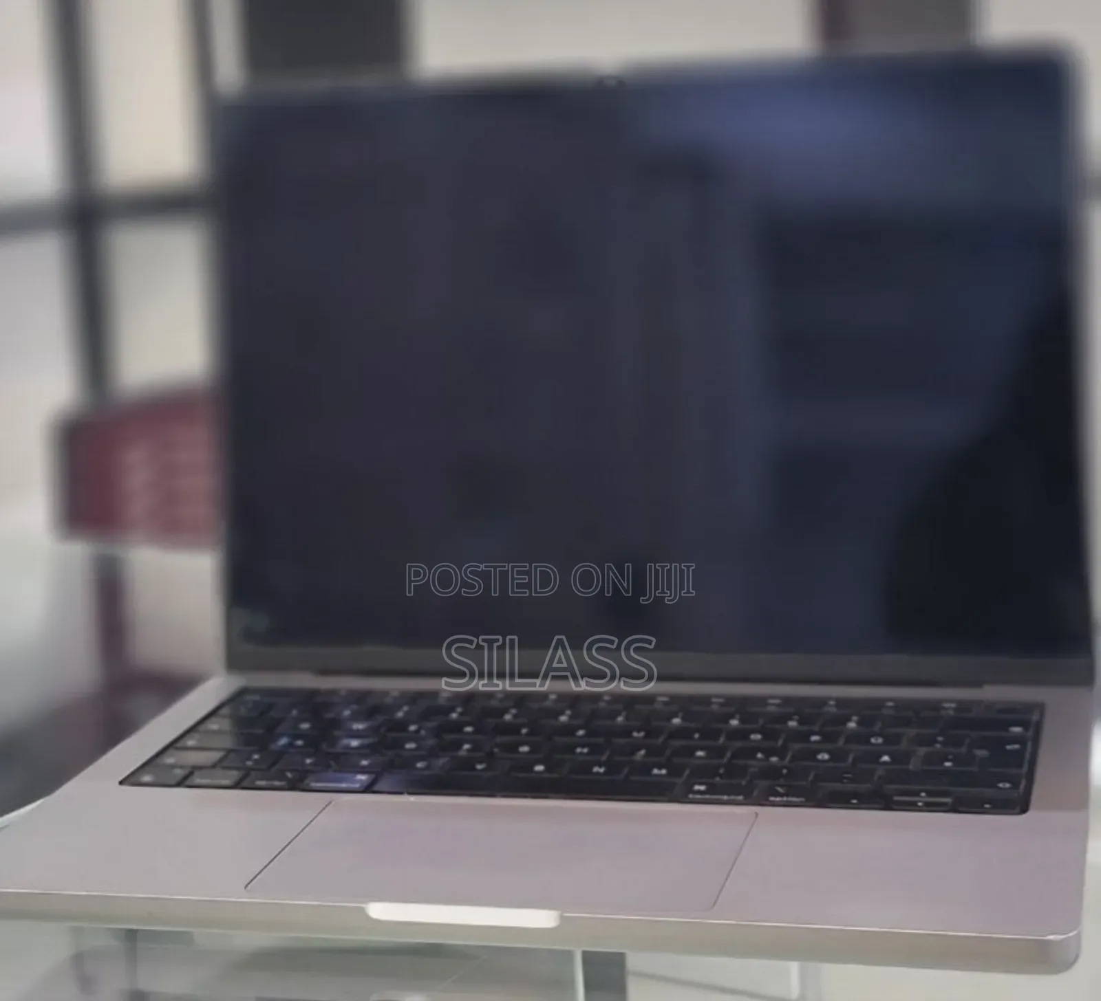 New Laptop Apple MacBook Pro M1 16GB Apple M1 Pro SSD 512GB