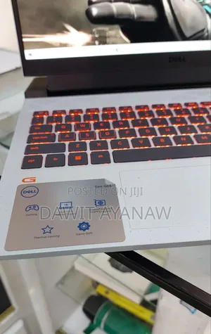 New Laptop Dell 16GB AMD Ryzen 7 SSD 512GB