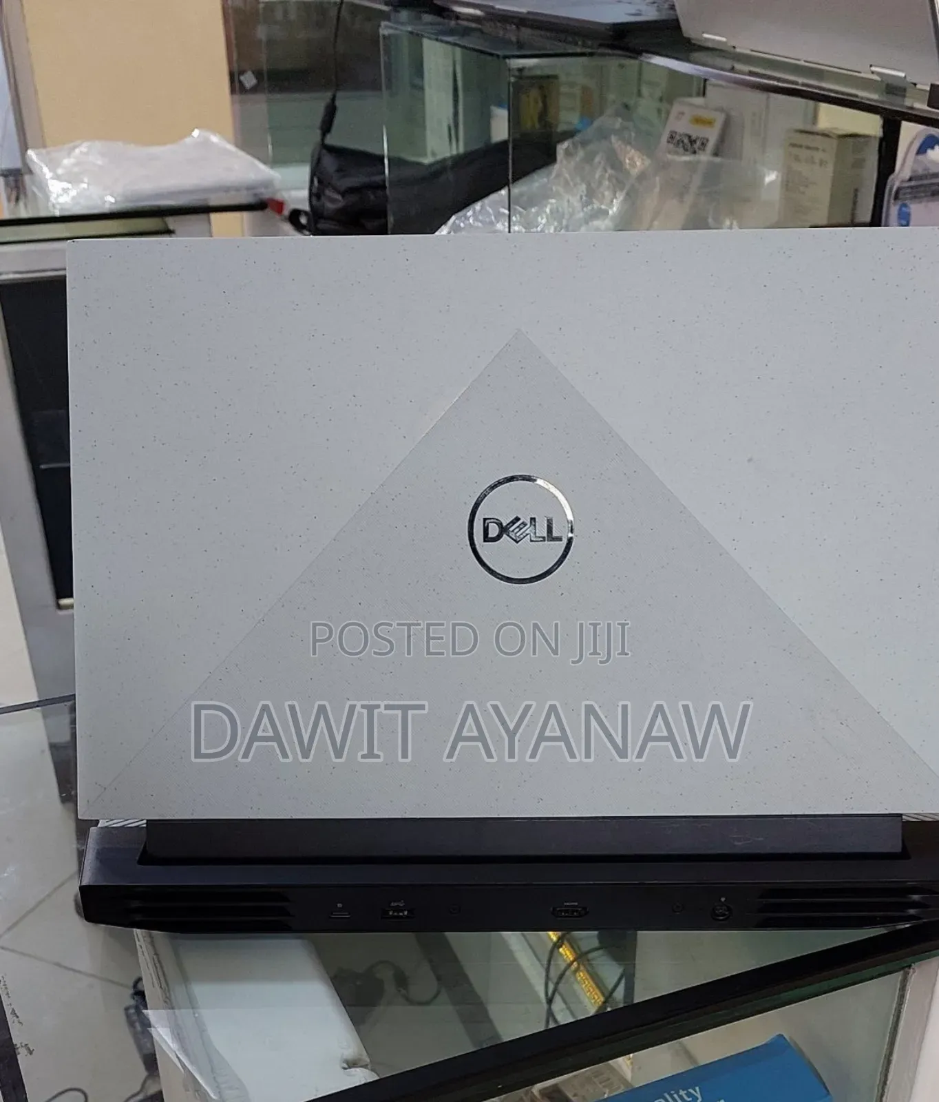 New Laptop Dell 16GB AMD Ryzen 7 SSD 512GB