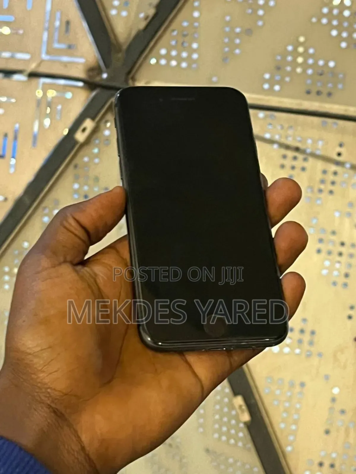 New Apple iPhone 8 64 GB Black