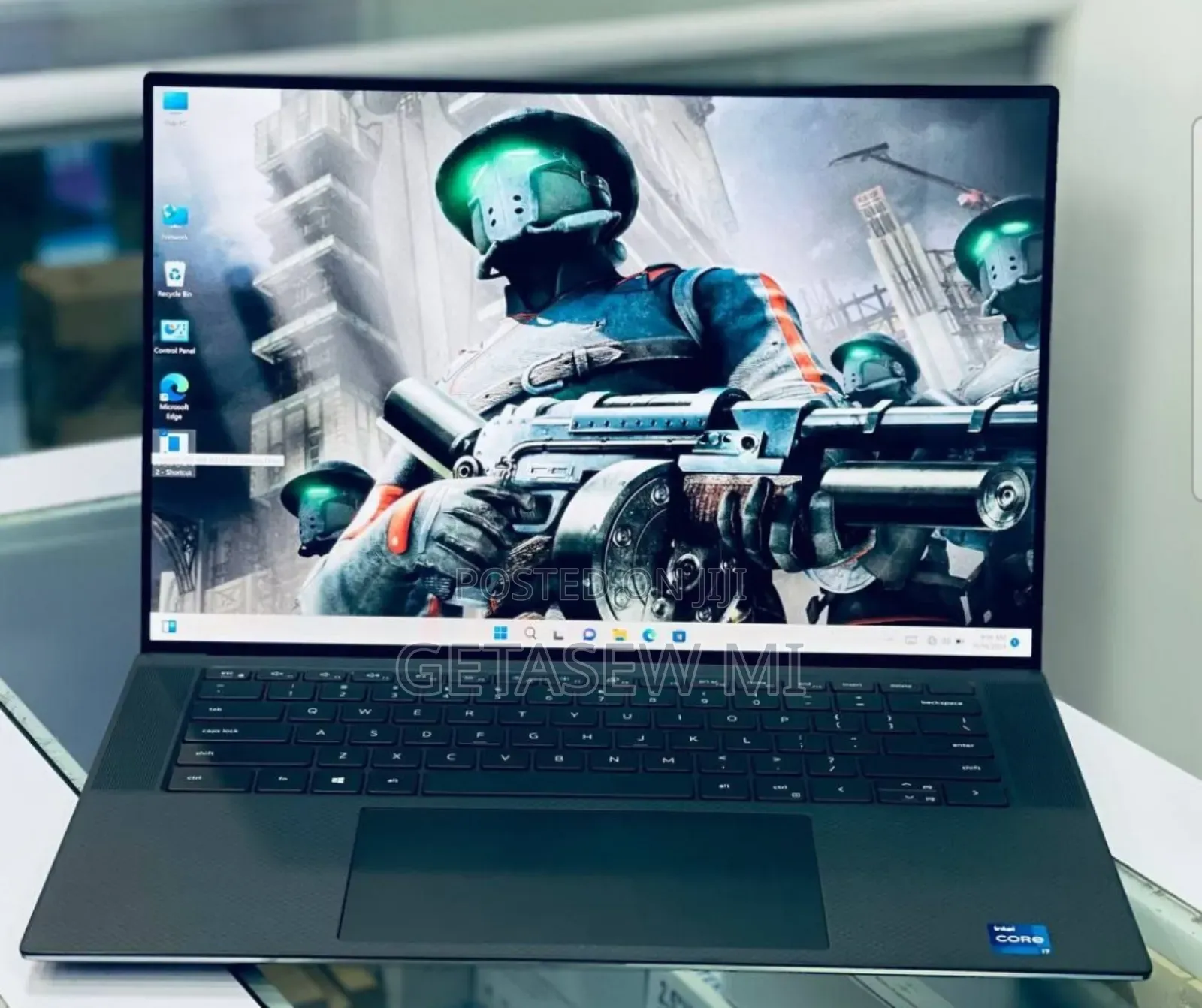 New Laptop Dell Precision 5540 16GB Intel Core I7 SSD 512GB