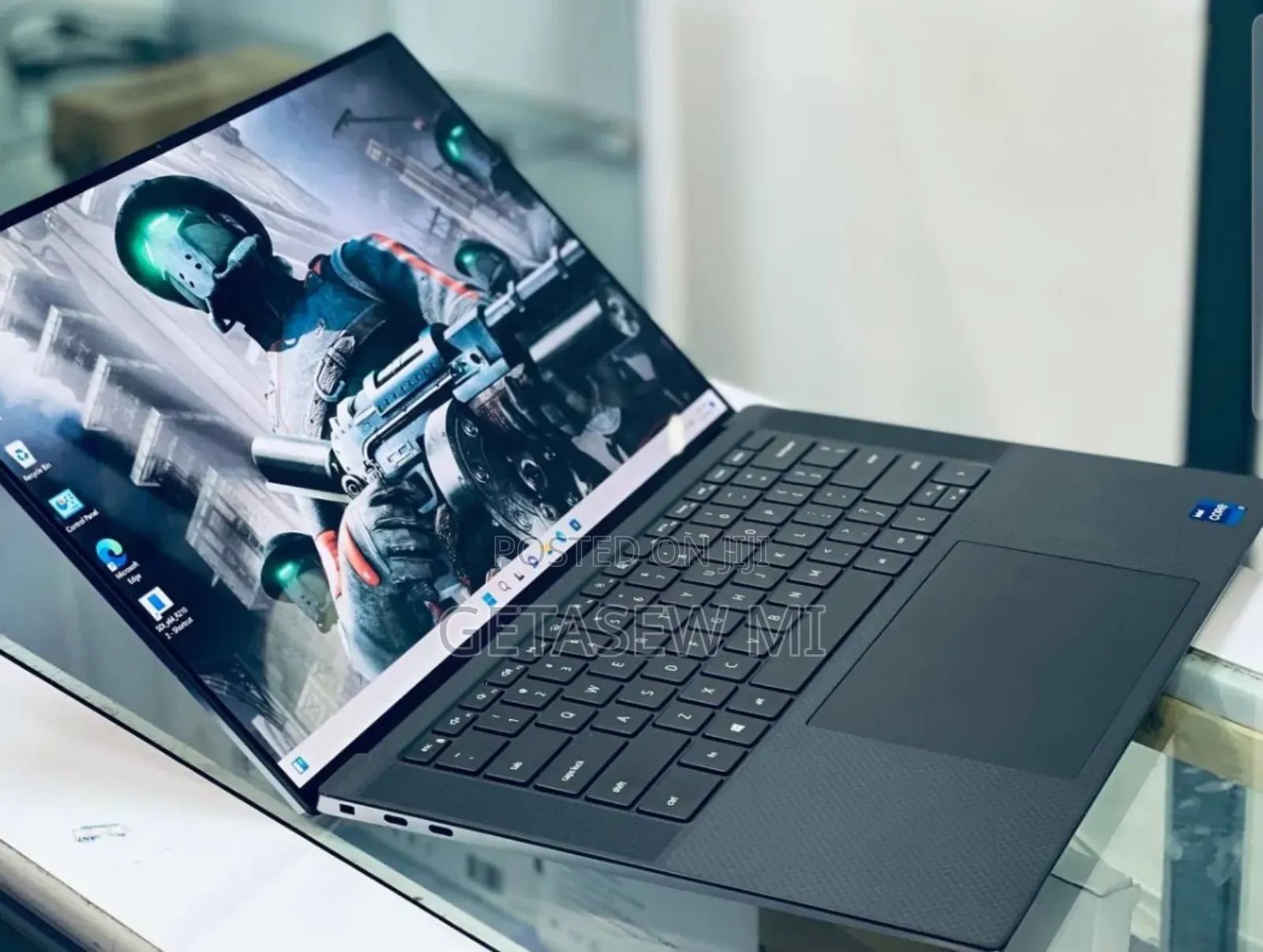 New Laptop Dell Precision 5540 16GB Intel Core I7 SSD 512GB