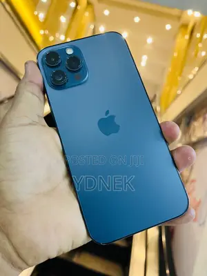 Photo - Apple iPhone 12 Pro Max 128 GB Blue