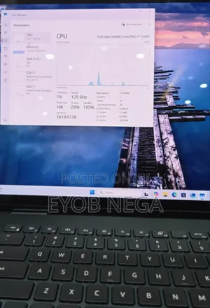 Photo - New Laptop Dell Precision 15 3520 16GB Intel Core I7 SSD 512GB