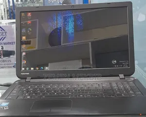 New Laptop Toshiba 4GB Intel Xeon HDD 500GB