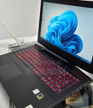 New Laptop Lenovo IdeaPad Y730 8GB Intel Core I5 HDD+SSD 1.5T