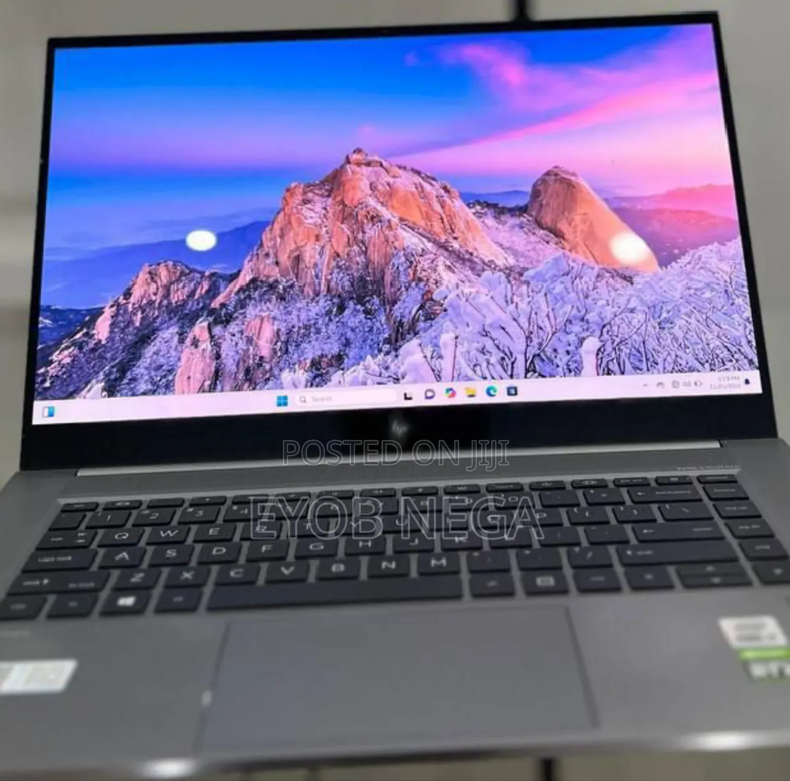 New Laptop HP ZBook 15u 16GB Intel Core I7 SSD 1T
