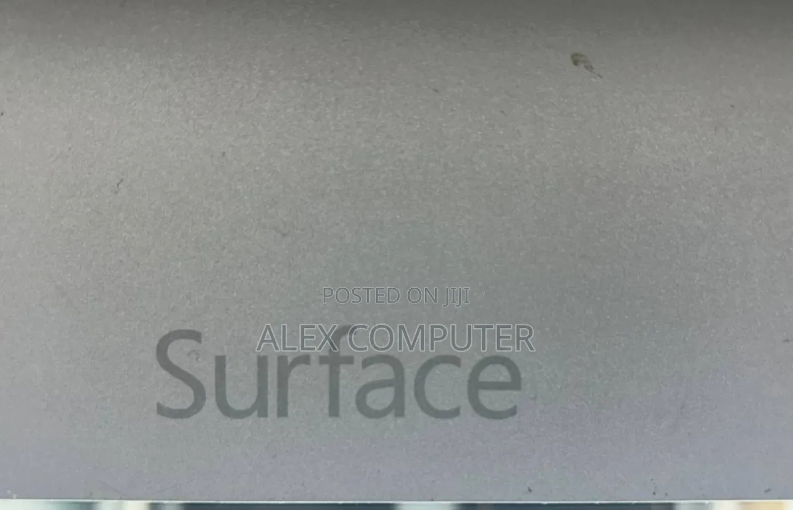 New Laptop Microsoft Surface 8GB Intel Core I5 SSD 256GB