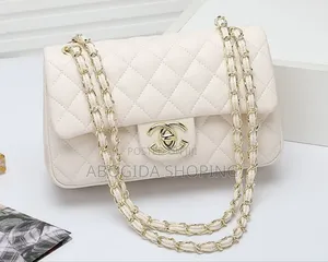Photo - Luxury Handbag That Exudes Sophistication
