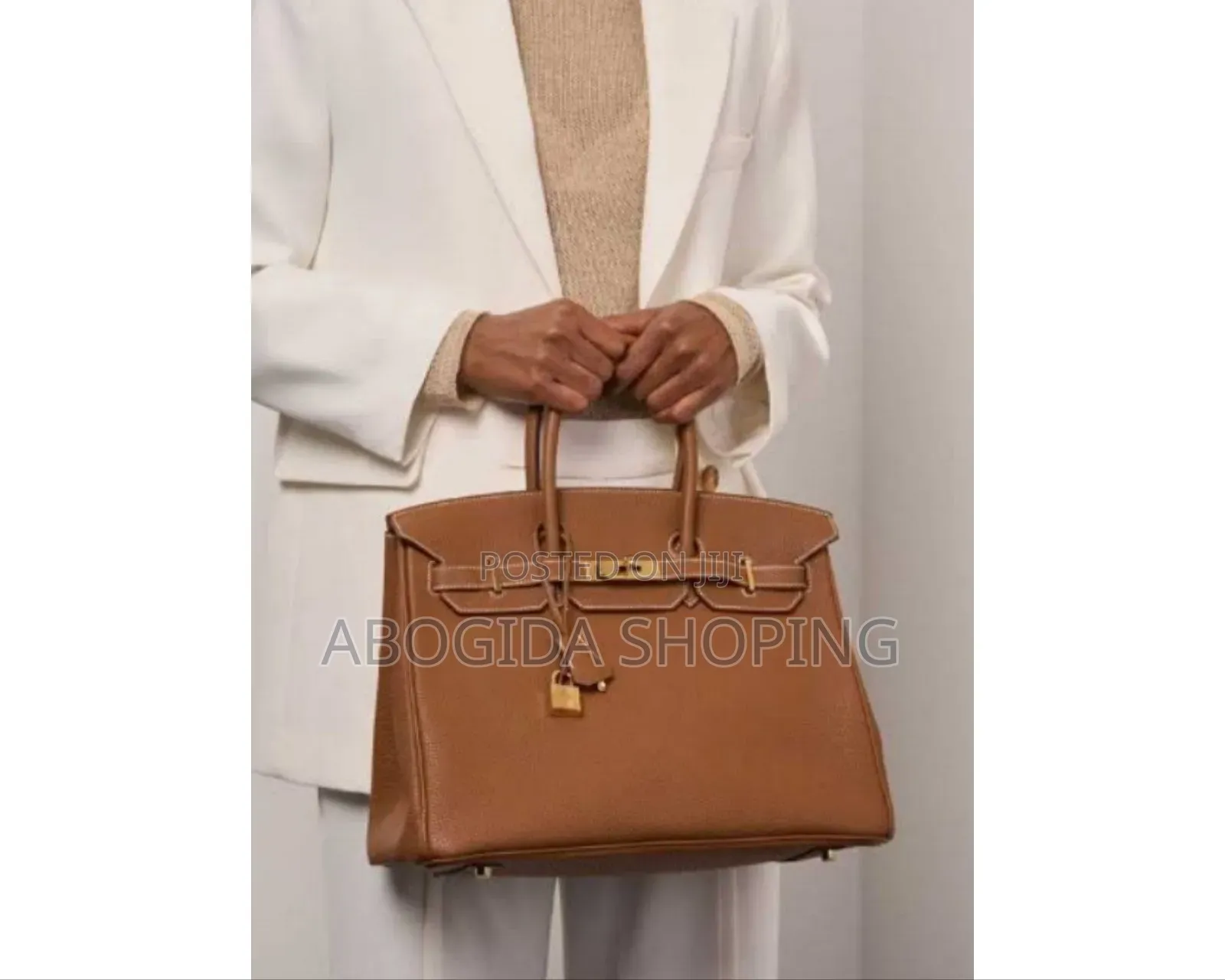 Chic Women’S Handbag for Effortless Glamour