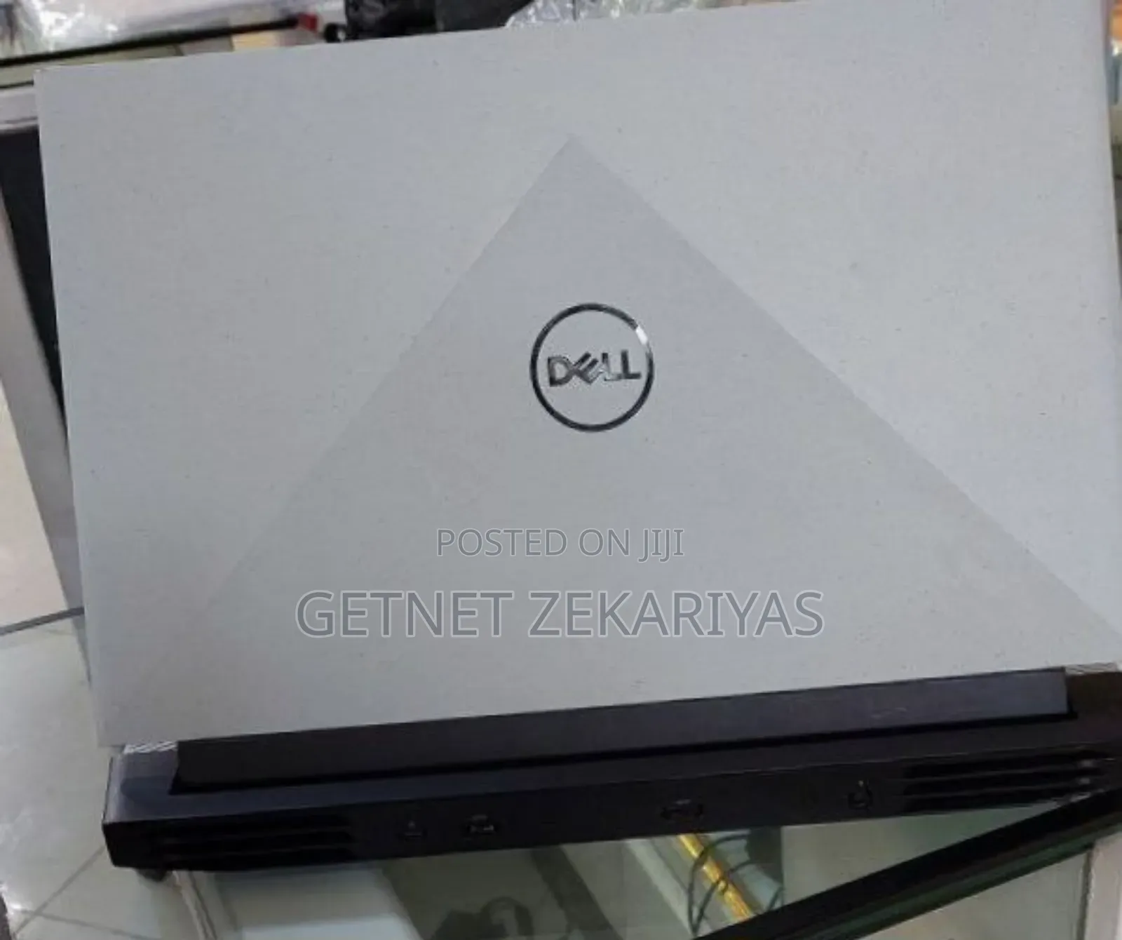 New Laptop Dell G15 5511 16GB AMD Ryzen 7 SSD 512GB