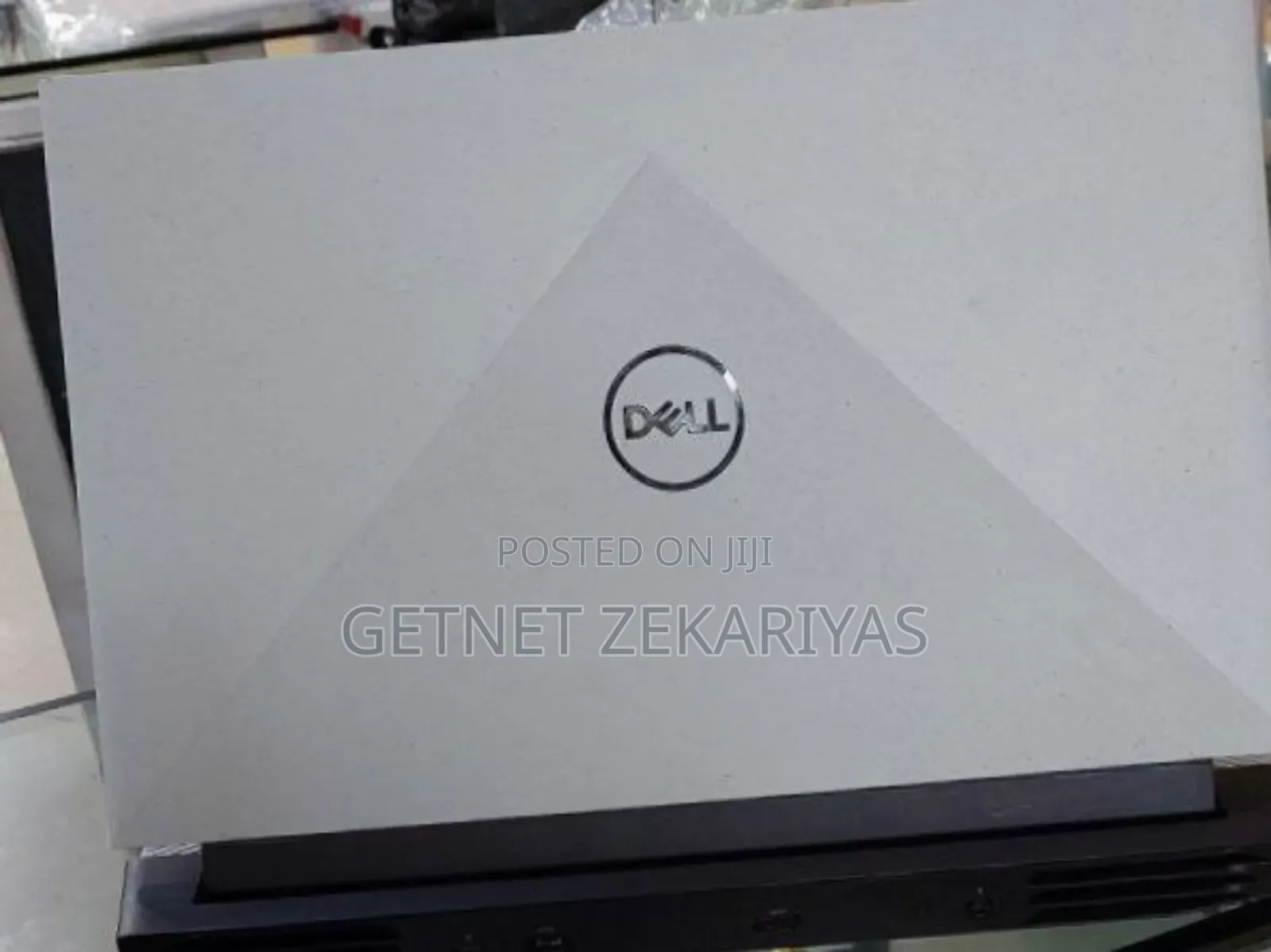 New Laptop Dell G15 5511 16GB AMD Ryzen 7 SSD 512GB