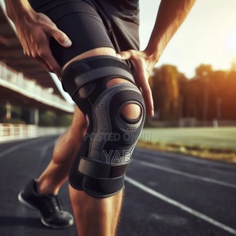 Adjustable Full Black Knee Strap