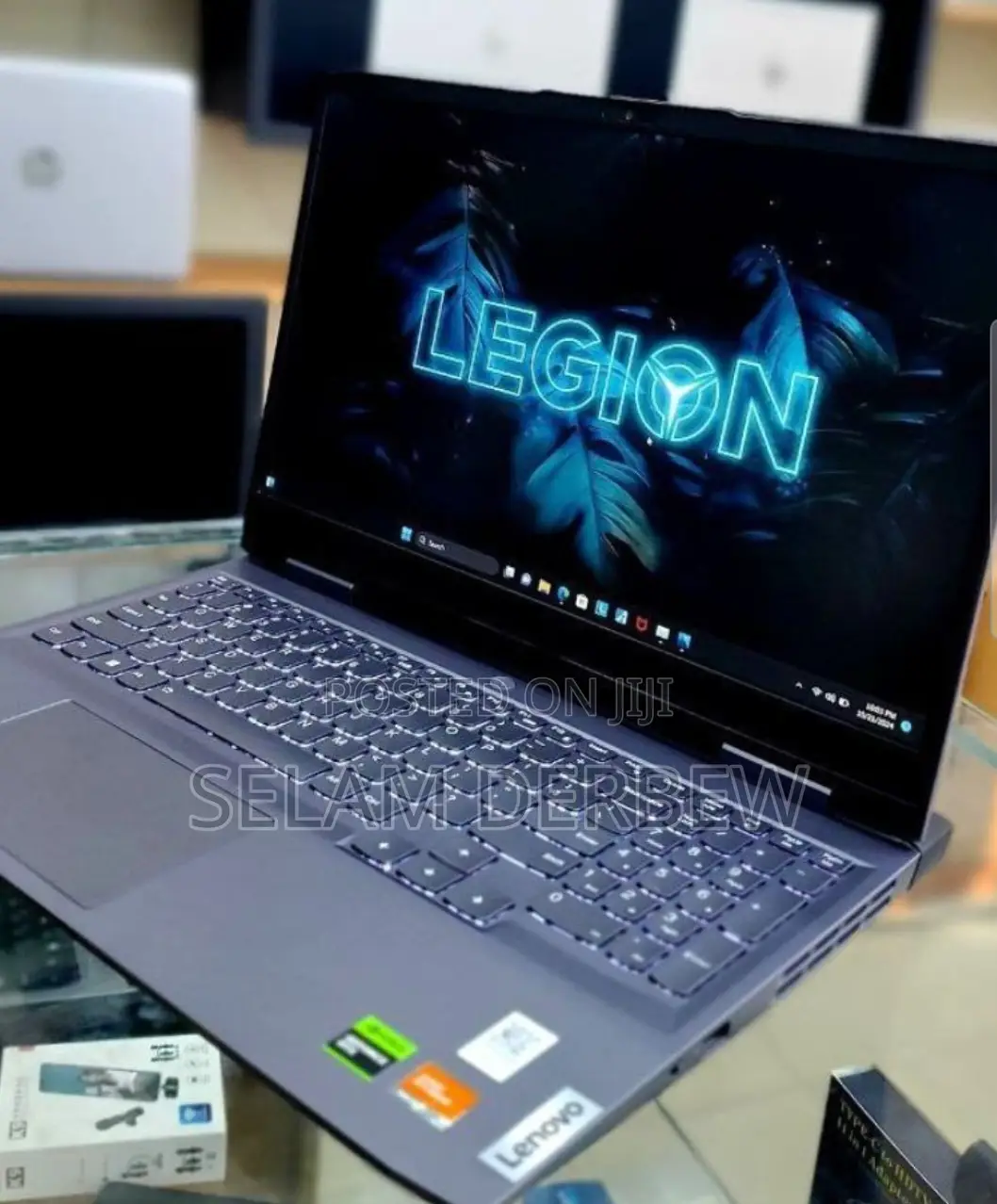 New Laptop Lenovo LOQ 15IRH8 16GB AMD Ryzen 7 SSD 512GB