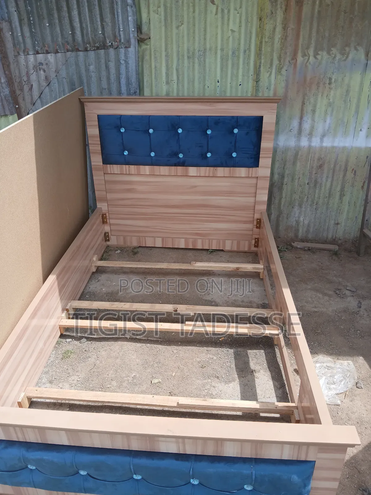 Bed 120cm ከ መሳቢያ ጋር