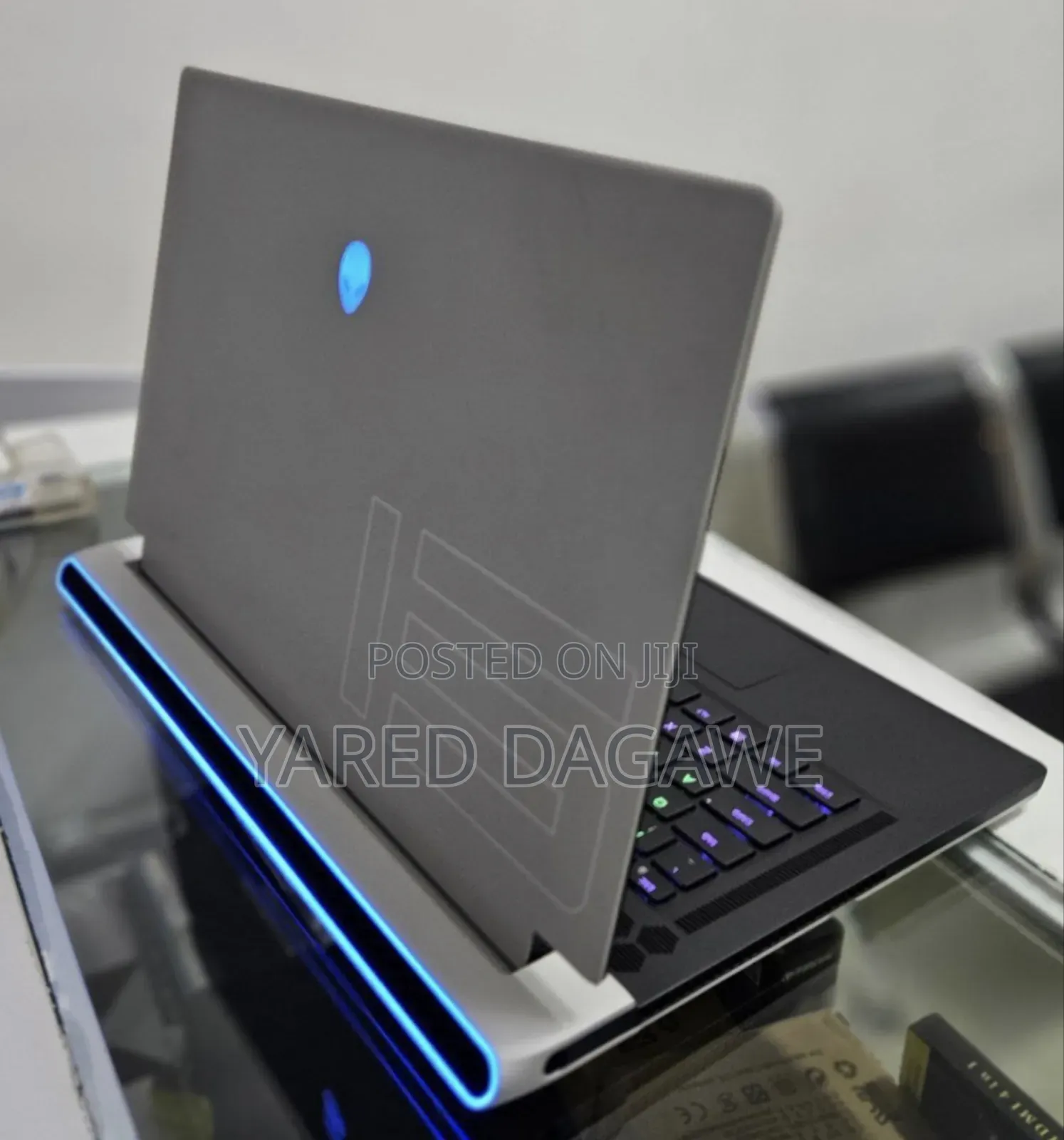 New Laptop Alienware Area-51m 32GB Intel Core I7 SSD 1T