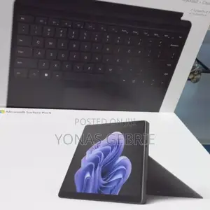New Laptop Microsoft Surface Pro 9 16GB Intel Core I5 SSD 256GB