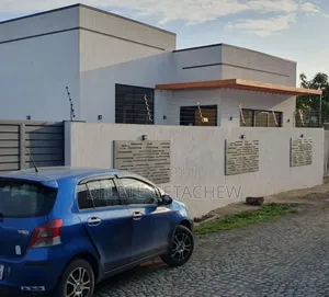 Photo - 3bdrm Villa in Meta Jacros, Luxury, Bole for sale