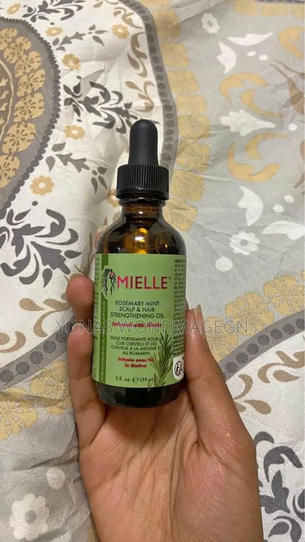 Millie Rosmery Oil