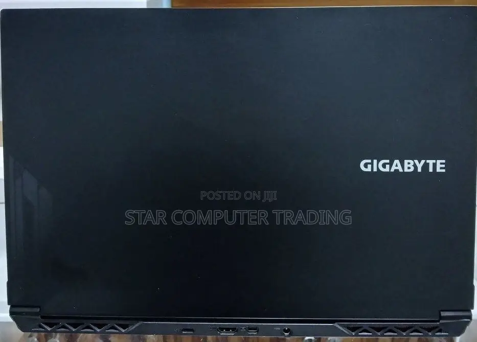 New Laptop Gigabyte AORUS 15G 16GB Intel Core I7 SSD 1T
