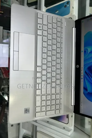 Photo - New Laptop HP Stream Notebook 8GB Intel Core I5 SSD 256GB