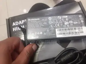 Photo - Lenovo Adapter