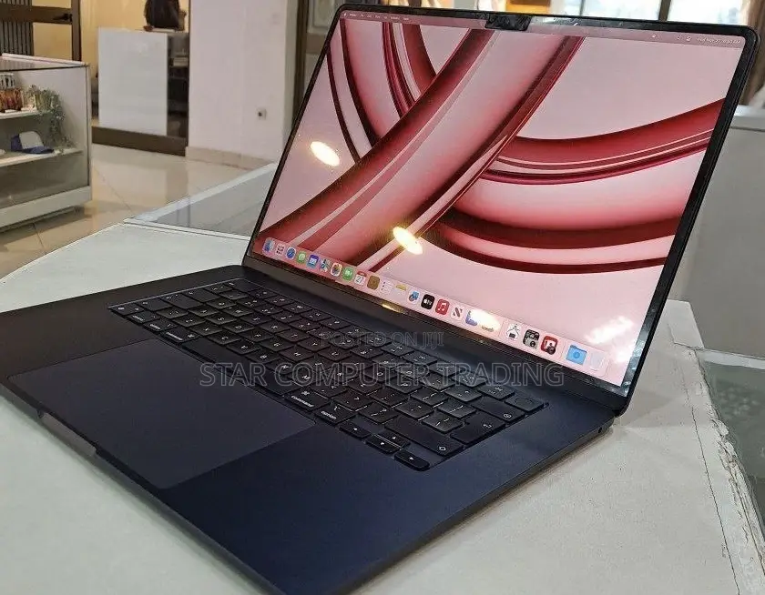 New Laptop Apple MacBook Air 2023 M2 8GB Apple M2 SSD 512GB