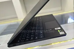 Photo - New Laptop Lenovo Yoga 9i 16GB Intel Core I9 SSD 2T