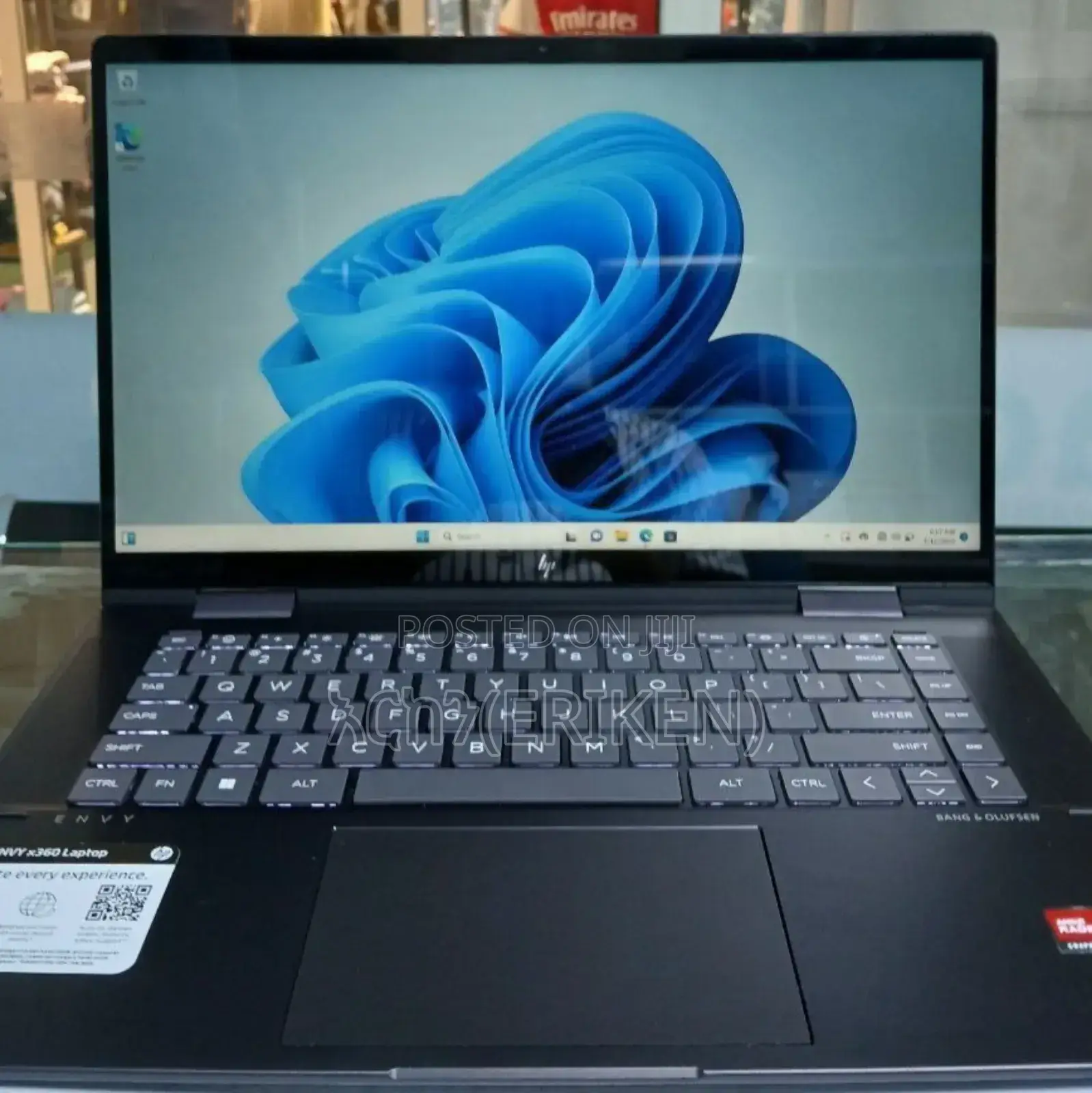 New Laptop HP Envy X360 8GB AMD Ryzen 5 SSD 512GB