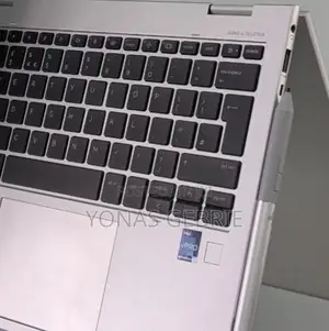 New Laptop HP EliteBook 830 16GB Intel Core I5 SSD 1T