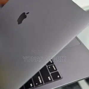 New Laptop Apple MacBook Pro 2019 8GB Intel Core I5 SSD 256GB