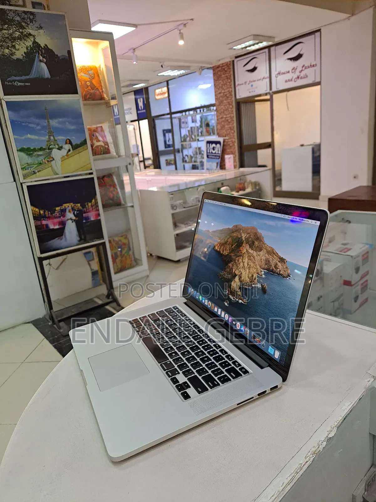 New Laptop Apple MacBook Pro 2013 16GB Intel Core I7 SSD 256GB