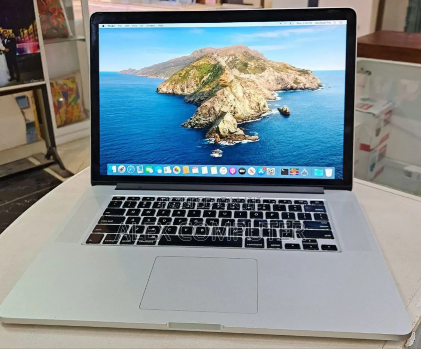 New Laptop Apple MacBook Pro 2013 16GB Intel Core I7 SSD 256GB