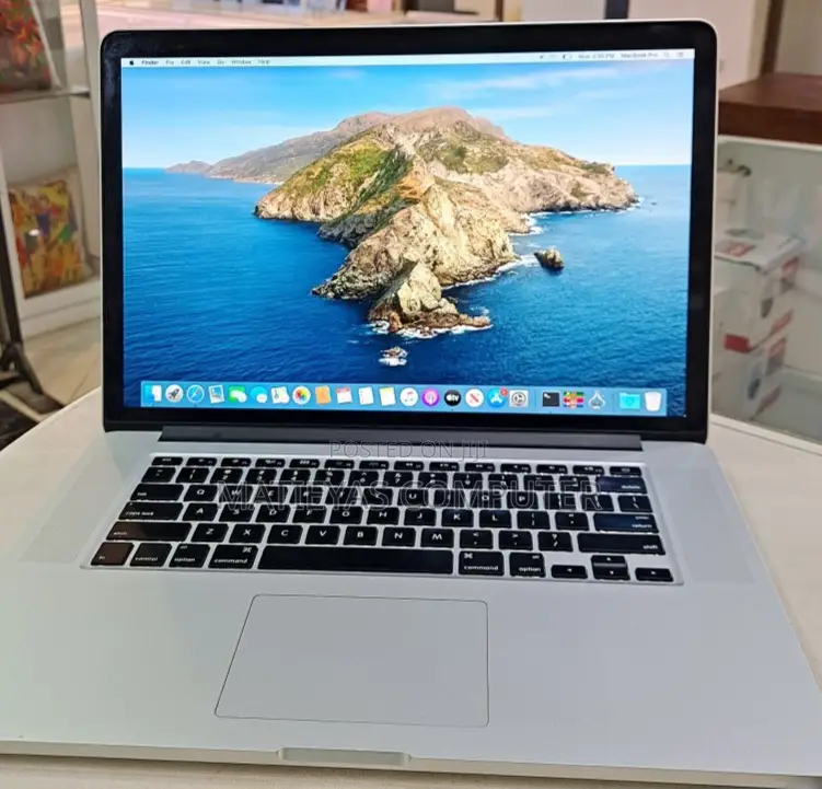 New Laptop Apple MacBook Pro 2013 16GB Intel Core I7 SSD 256GB